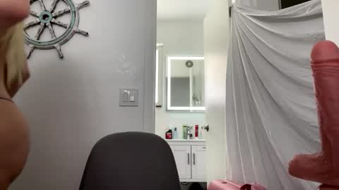Snapshot of angelicalexa chatting on November 17, 2025, 4:13 pm angelicalexa online show from November 17, 2025, 4:13 pm