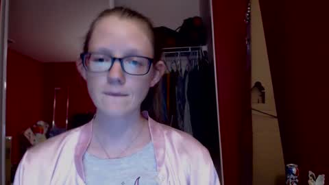 Snapshot of angelicangel3 chatting on March 4, 2025, 4:49 am AngelicAngel online show from March 4, 2025, 4:49 am