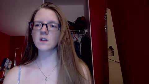 Snapshot of angelicangel3 chatting on September 14, 2025, 5:39 am AngelicAngel online show from September 14, 2025, 5:39 am