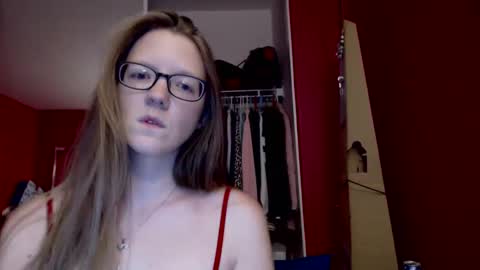 Snapshot of angelicangel3 chatting on October 9, 2025, 6:33 am AngelicAngel online show from October 9, 2025, 6:33 am