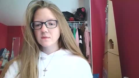 Snapshot of angelicangel3 chatting on November 20, 2025, 6:29 pm AngelicAngel online show from November 20, 2025, 6:29 pm