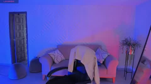 Snapshot of angelicavega_ chatting on November 11, 2025, 7:25 pm Angelica Vega online show from November 11, 2025, 7:25 pm