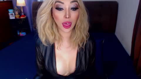 MS. AMALIA online show from January 9, 2026, 5:32 am