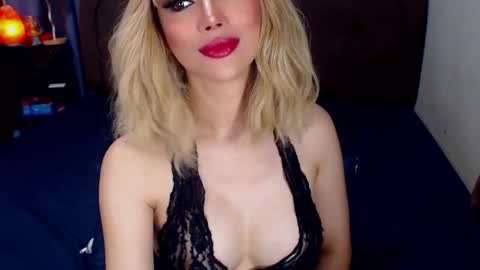 MS. AMALIA online show from April 1, 2026, 1:41 pm