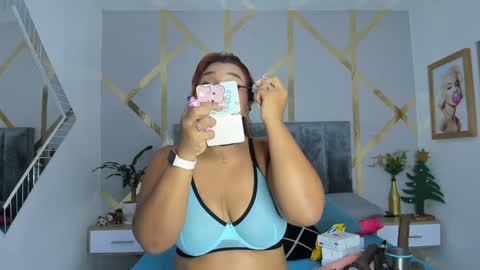   Angelina  online show from January 4, 2025, 3:29 am