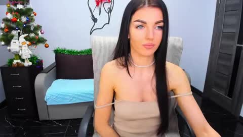 Angelina online show from December 28, 2024, 4:09 pm