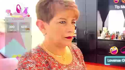 Snapshot of angelina_stone_65 chatting on September 9, 2025, 1:54 pm Angelina online show from September 9, 2025, 1:54 pm