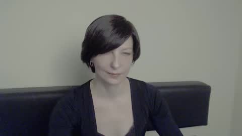 Snapshot of angelinalov_ chatting on February 6, 2025, 10:59 am Angelina online show from February 6, 2025, 10:59 am