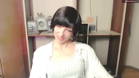 Angelina online show from October 20, 2025, 7:20 am