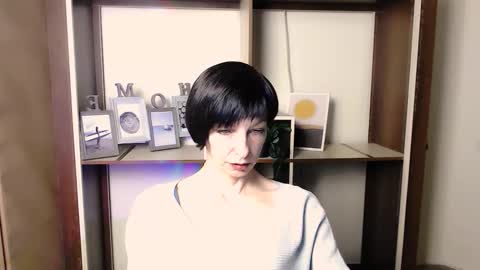Snapshot of angelinalov_ chatting on November 25, 2025, 7:52 am Angelina online show from November 25, 2025, 7:52 am