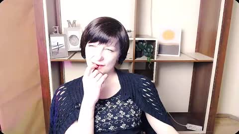 Angelina online show from April 8, 2026, 8:25 am