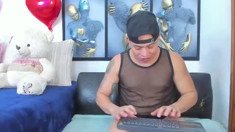 Snapshot of angeline_focus chatting on July 26, 2026, 5:48 am ANGELINE YAMPOLL online show from July 26, 2026, 5:48 am