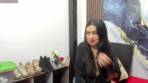 angeline online show from October 19, 2025, 9:10 am