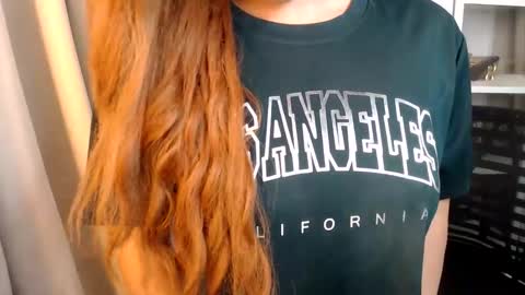 Snapshot of angelinnaxxx chatting on May 10, 2026, 8:14 pm Anglina online show from May 10, 2026, 8:14 pm