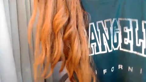 Snapshot of angelinnaxxx chatting on May 17, 2026, 2:02 pm Anglina online show from May 17, 2026, 2:02 pm