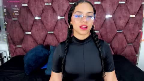 A F R O D I T A online show from November 8, 2025, 11:54 am