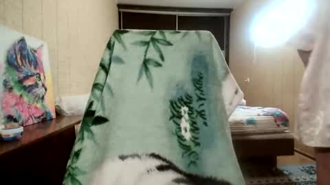 angelleah online show from February 3, 2026, 5:16 am