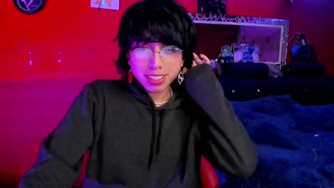 Angel  online show from December 18, 2024, 4:31 am