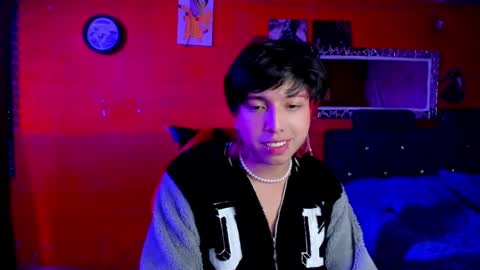 Angel  online show from March 4, 2025, 9:18 am