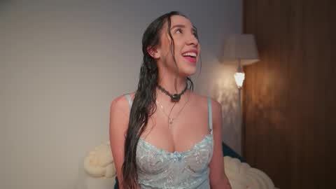 Snapshot of angells_smith chatting on February 12, 2026, 12:16 am online show from February 12, 2026, 12:16 am