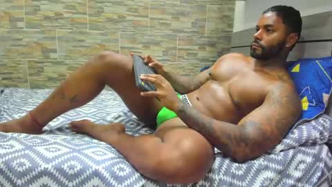 Snapshot of angelo_evans33 chatting on April 22, 2026, 1:19 am angelo_evans33 online show from April 22, 2026, 1:19 am