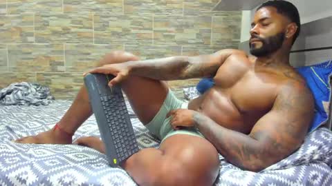 Snapshot of angelo_evans33 chatting on April 27, 2026, 12:41 am angelo_evans33 online show from April 27, 2026, 12:41 am
