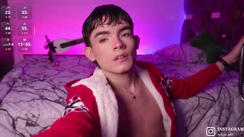 Angelo I work from home this is my room  online show from October 14, 2025, 6:58 am