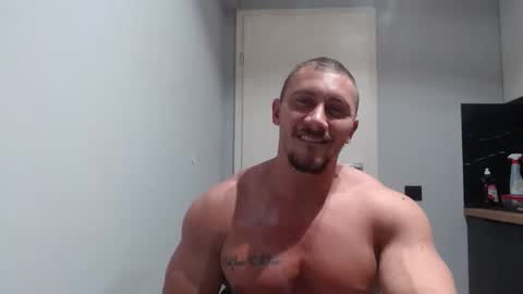  ------- SEX SHOW WITH GUYS AND GIRLS  MUSCLE SHOW online show from December 21, 2025, 7:10 pm