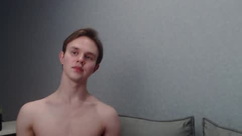 Angel online show from March 11, 2025, 7:03 pm