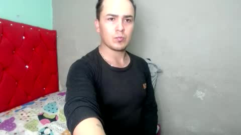 Snapshot of angels_0001 chatting on April 28, 2026, 1:59 am angels_0001 online show from April 28, 2026, 1:59 am