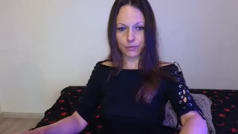 Giulia online show from May 21, 2026, 12:34 pm
