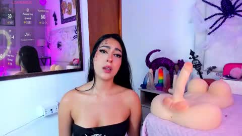 Angel  online show from October 25, 2025, 9:20 pm