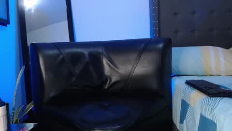 Snapshot of angelstorm_ chatting on November 20, 2025, 5:51 am Angel Storm online show from November 20, 2025, 5:51 am