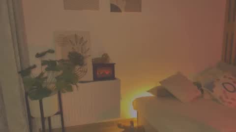 Angelsweetshy online show from November 20, 2025, 1:55 pm