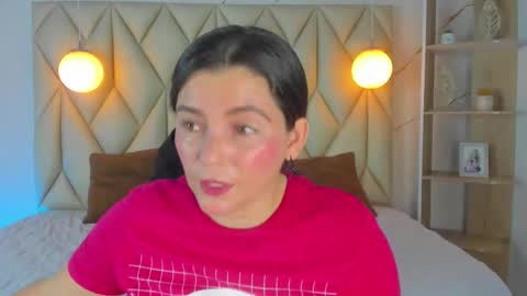 ANGIE online show from November 13, 2025, 2:38 pm