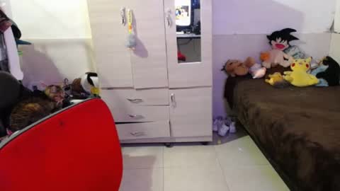 Snapshot of angelswhithe chatting on October 13, 2025, 7:14 pm angels online show from October 13, 2025, 7:14 pm