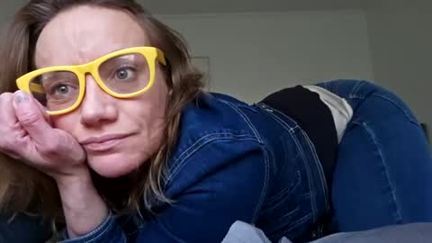 angelvanderpool71 online show from December 30, 2024, 10:45 pm