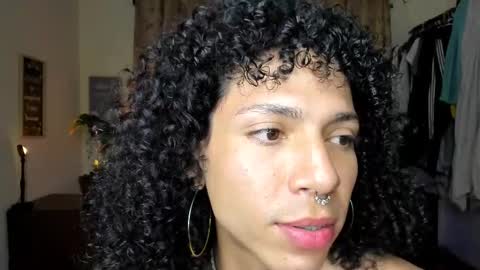 Snapshot of angelwhitte chatting on February 16, 2026, 12:18 am angelwhitte online show from February 16, 2026, 12:18 am