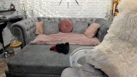 Angel Wild online show from February 9, 2025, 11:25 pm