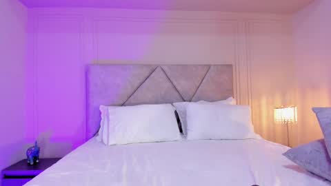 angely_perry online show from October 4, 2025, 5:11 pm