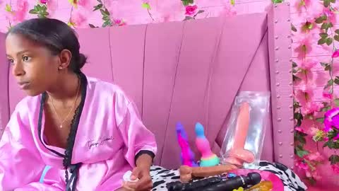 Snapshot of angeyapetite chatting on December 17, 2025, 7:31 pm Anyega online show from December 17, 2025, 7:31 pm