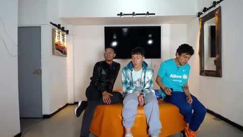 anghelytos online show from December 16, 2025, 4:06 am