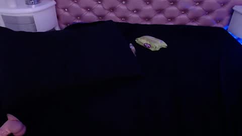 Snapshot of angie99_gh chatting on February 15, 2025, 10:44 am Angie online show from February 15, 2025, 10:44 am