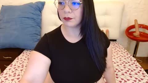 Snapshot of angie_bbw chatting on November 21, 2025, 6:50 pm Angie online show from November 21, 2025, 6:50 pm