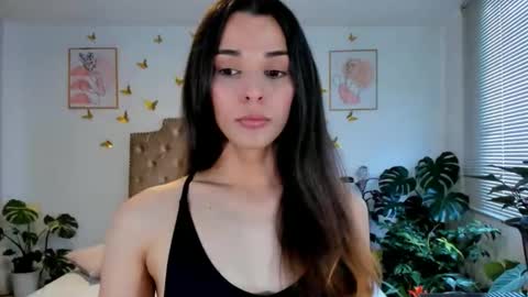 Snapshot of angie_modelo chatting on May 8, 2026, 5:40 pm Anabella online show from May 8, 2026, 5:40 pm