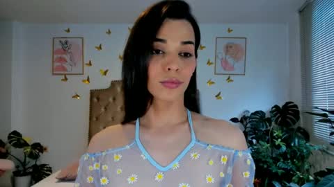 Snapshot of angie_modelo chatting on June 11, 2026, 8:07 pm Anabella online show from June 11, 2026, 8:07 pm