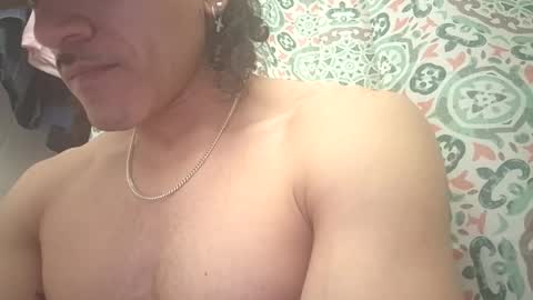 angrychicks83 online show from May 1, 2026, 12:32 pm