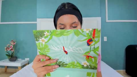 Ania online show from October 5, 2025, 12:47 pm