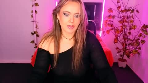 Aniela online show from November 15, 2025, 7:16 am