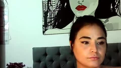 Snapshot of anierouse1053 chatting on July 17, 2026, 4:01 pm anierouse1053 online show from July 17, 2026, 4:01 pm